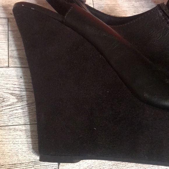 Black leather and suede platform heels - Picture 3 of 4